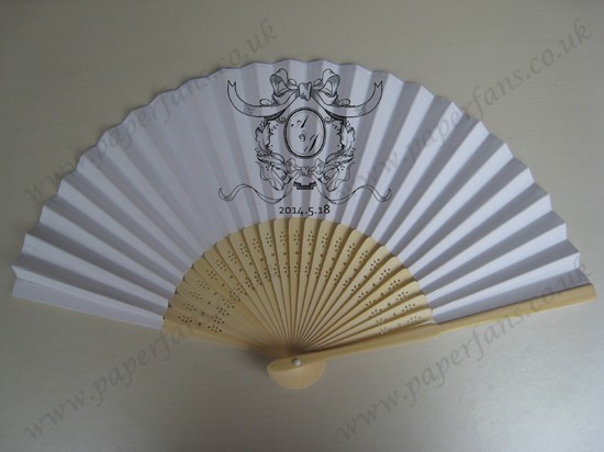 High quality wedding paper favors fans